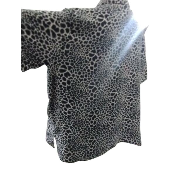 Vintage Allison Taylor Women's size 1X 100% Silk Button Down Animal Print Top - Picture 9 of 12